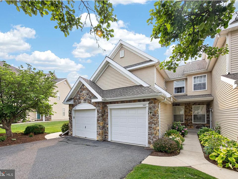 1st image of 601 Country Ln