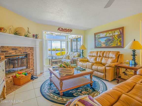 4th image of 835 Ladyfish Ave APT 104