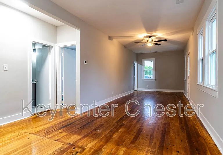 3500 Oaklawn Blvd — Photo 11