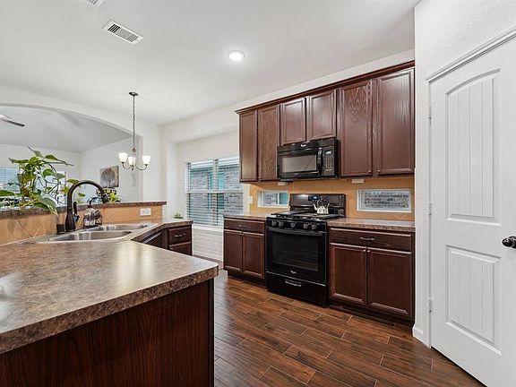 2nd image of 3626 Arbor Trails Dr