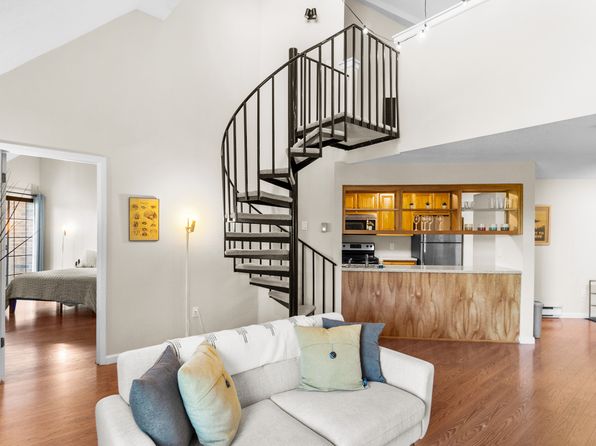 38 N Main St APT 17
