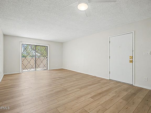 5th image of 1920 W LINDNER Avenue #202
