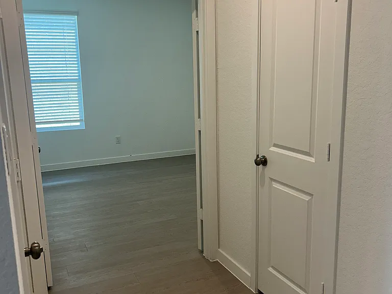 2272 Monument Hl — Photo 5