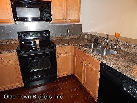 4th image of 2850 Plaza Terrace Dr #2850