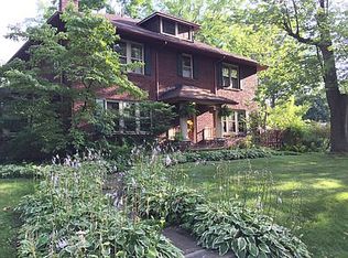 3070 Monmouth Rd, Cleveland Heights, OH 44118