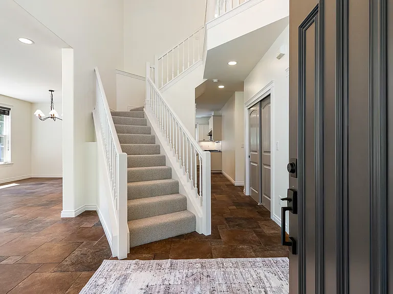 1007 Brookings Pl — Photo 4
