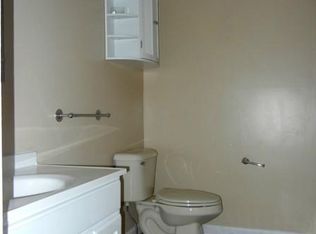 34 Kristee Cir, West Warwick, RI 02893