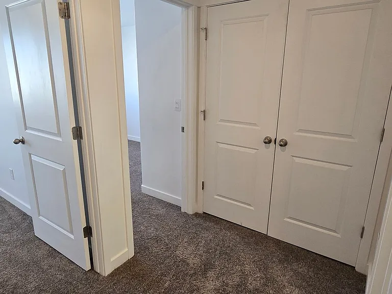 1208 W Summit Ridge Pkwy — Photo 12