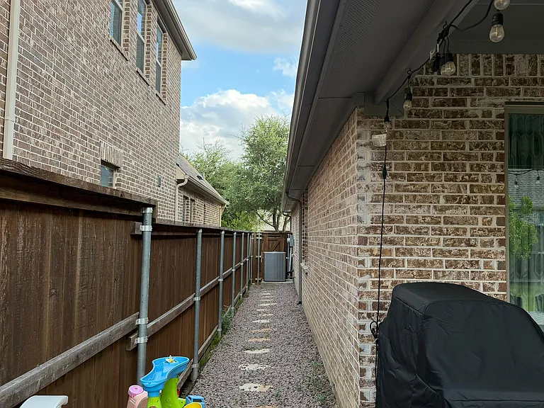 6708 Bermuda Ave — Photo 33