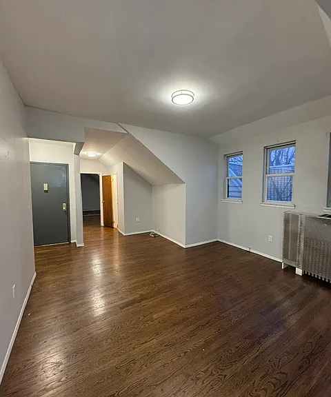 130 W 4th St #3R — Photo 8