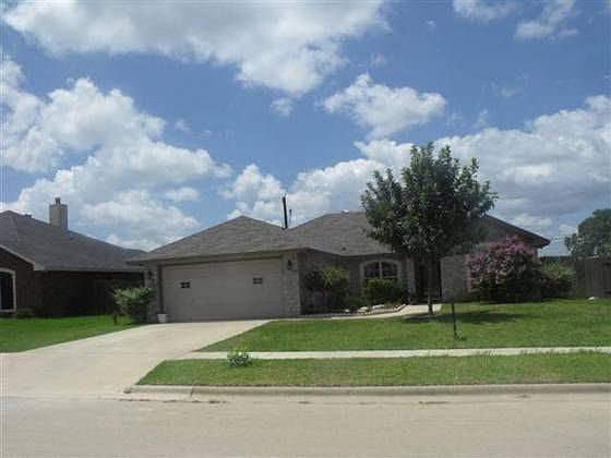 1st image of 504 Medina Dr