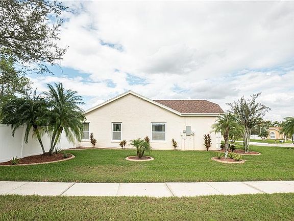 3rd image of 2029 Brenham Ct