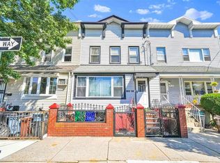 10421 92nd Ave, Richmond Hill, NY 11418