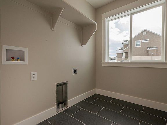 3rd image of 2843 S Island Fox Ln