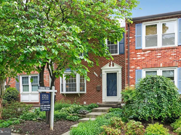 307 Gundry Dr, Falls Church, VA 22046