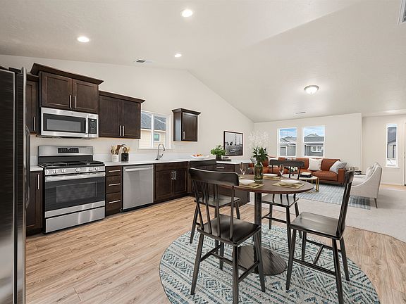 2nd image of 2256 W Tieton Pl #3/3