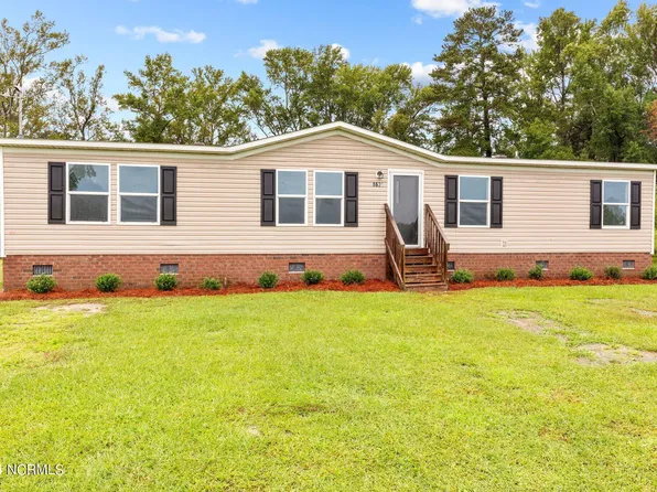 8625 Eagles Crossroads Road, Walstonburg, NC 27888