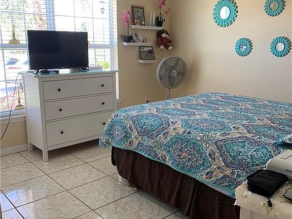 5th image of 251 Eleuthera Dr