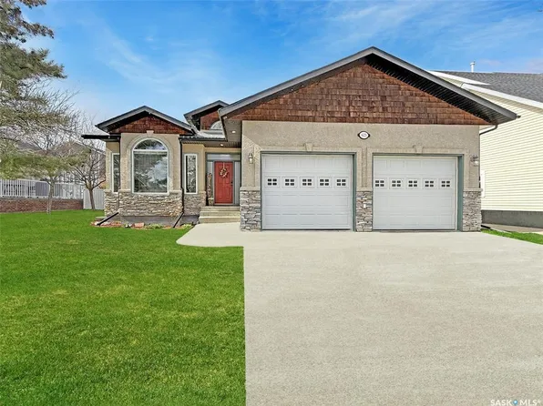 623 Highland DRIVE, Swift Current, SK S9H 4Z5