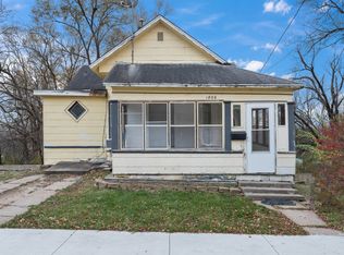 1806 E Main St, Ottumwa, IA 52501