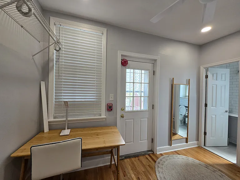 709 Pine St #3 — Photo 18