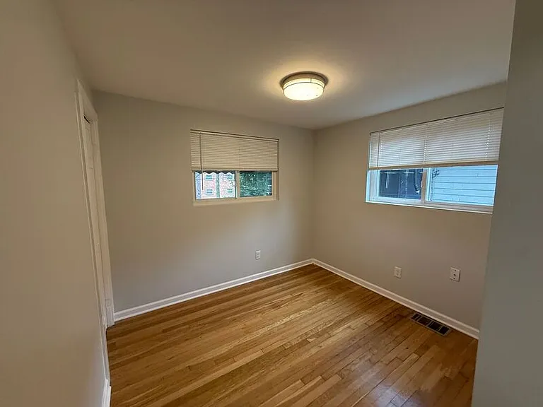 5425 Stewart Ave #4 — Photo 6