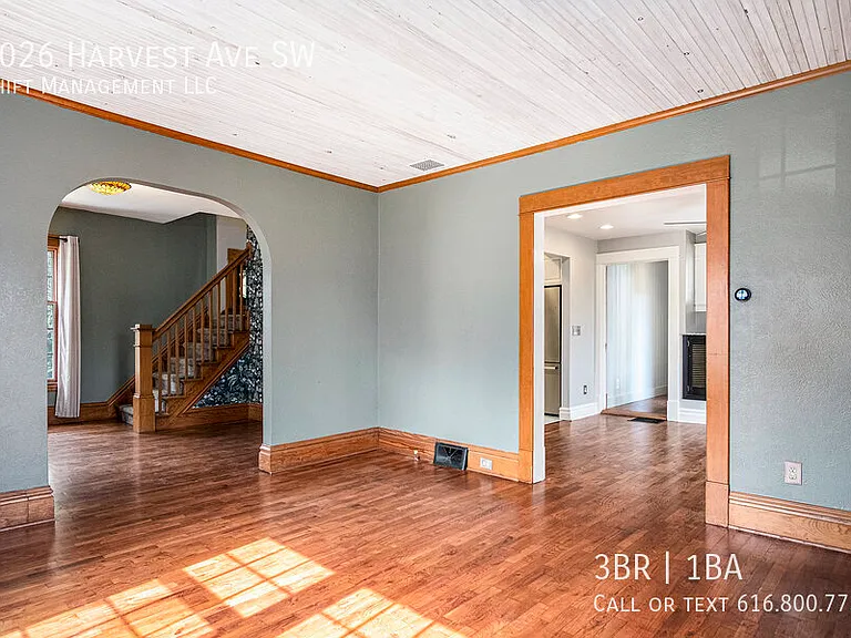 3026 Harvest Ave SW — Photo 16