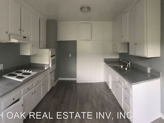 3rd image of 205 E Plymouth St APT 4
