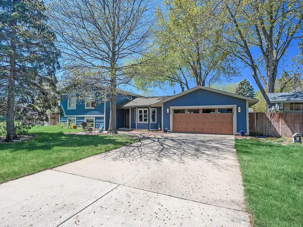 7949 Sierra Pkwy, Brooklyn Park, MN 55444