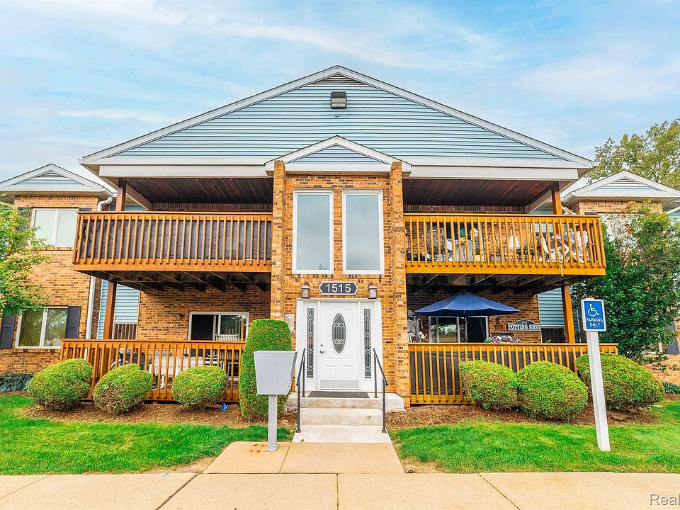1st image of 1515 Harbour Ct APT 50