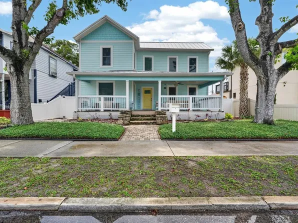 204 Palmetto St, New Smyrna Beach, FL 32168