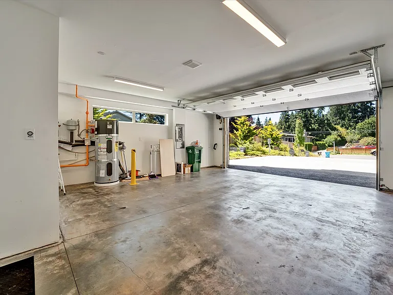 18402 Corliss Ave N #A — Photo 39