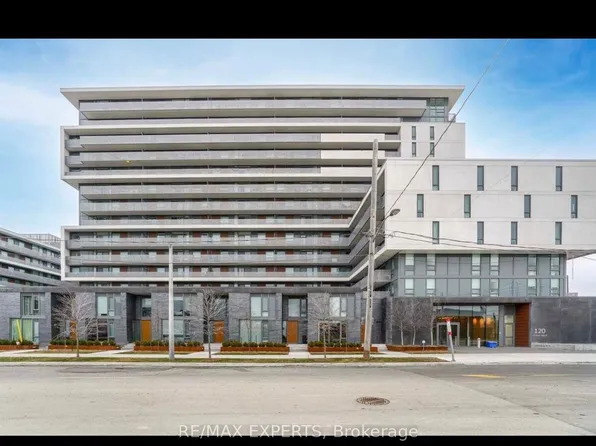 120 Varna Dr #317, Toronto, ON M6A 2L9