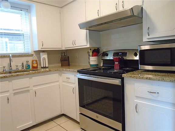 4th image of 509 W Coronado Ave