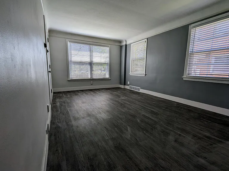 4009 Washington Blvd — Photo 7