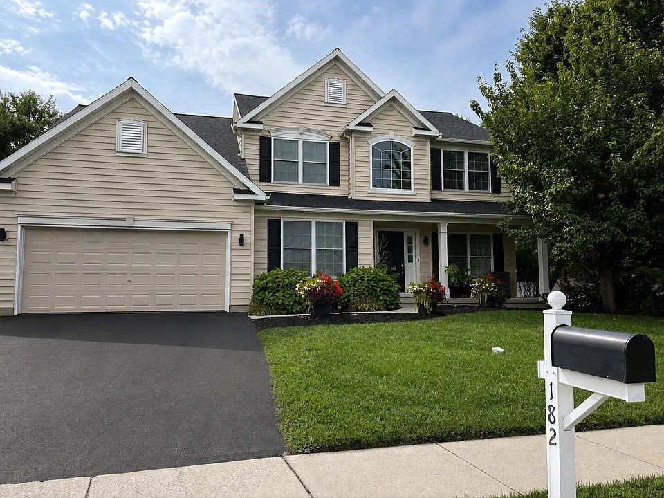 1st image of 182 Pickwick Cir