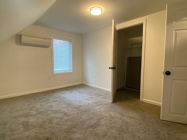 32 Elmwood Ave #2 — Photo 9