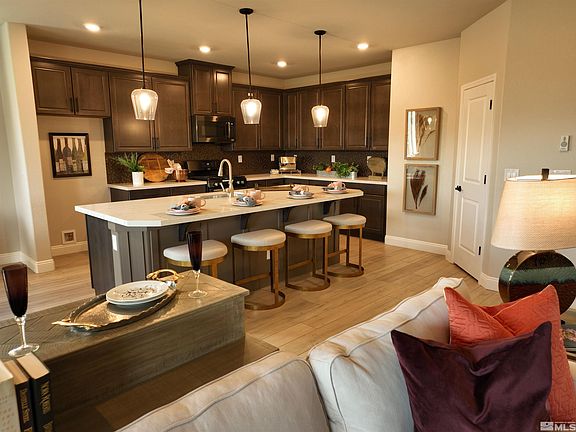 5th image of 2312 Hickory Dr #12