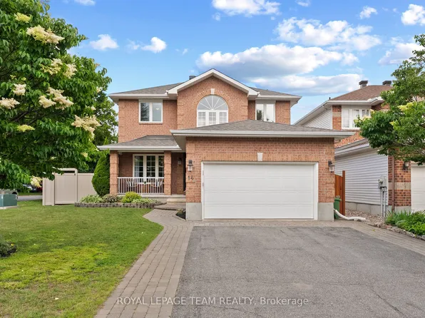 14 Newcastle Ave, Ottawa, ON K2K 3B4
