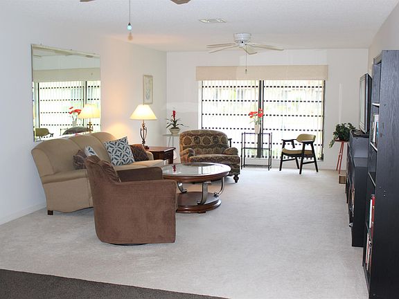 2nd image of 4675 Robinwood Cir APT B