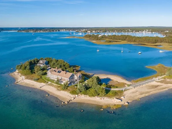 75 Winsor Rd, Bourne, MA 02532