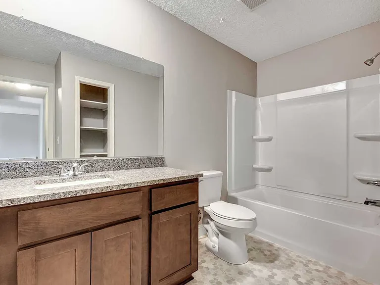 9161 Dunlap Ave — Photo 9