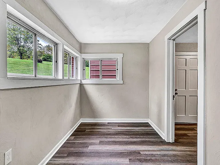 4452 Bonsack Rd — Photo 11