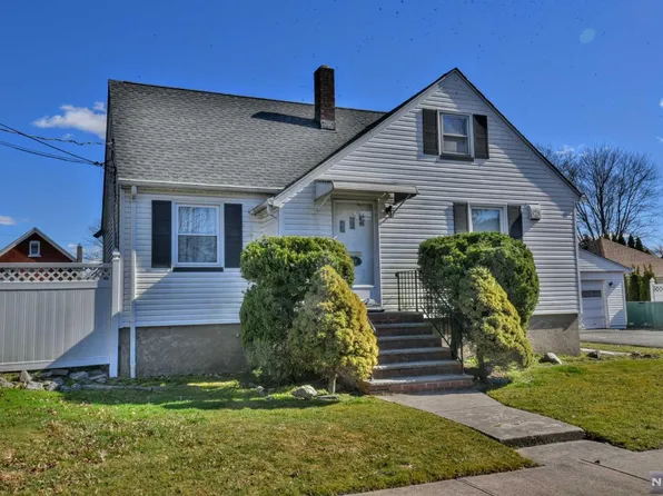 48 Brandt St, Little Ferry, NJ 07643