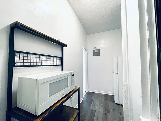 Rented by Ovation Properties, LLC | media 18