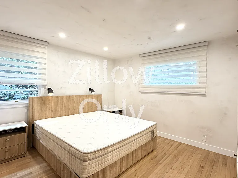 Bedroom 2 - King Bed