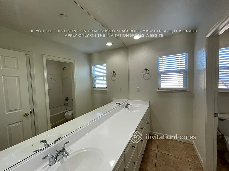 1878 Hardy Dr — Photo 14