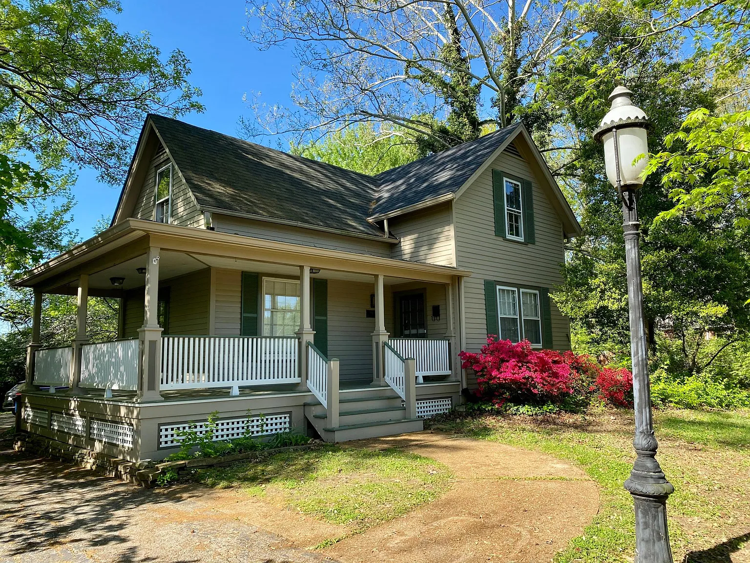 9410 Litzsinger Rd photo 1