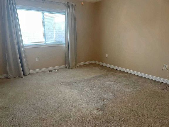 2nd image of 40 Firwood Dr