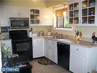 1st image of 11 Delancey Pl
